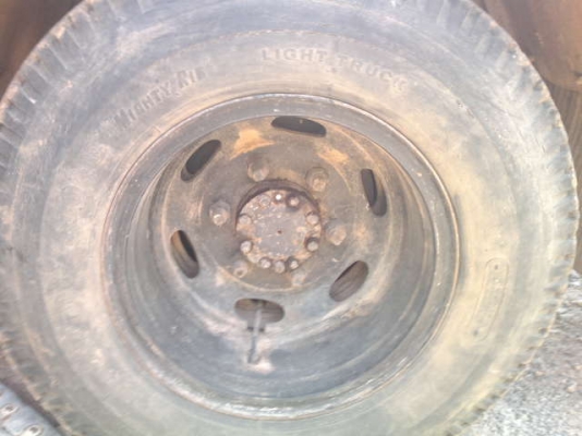 ขายรถ อิซูซุ 6 ล้อ ท้ายลาด กับ รถแบคโฮ 50 UU  สนใจติดต่อ 081 - 6079515