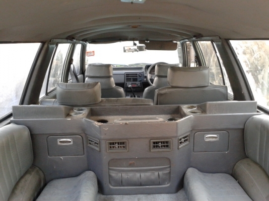 ขอขาย body mazda van ไม่มีเครื่องกับเกียร์