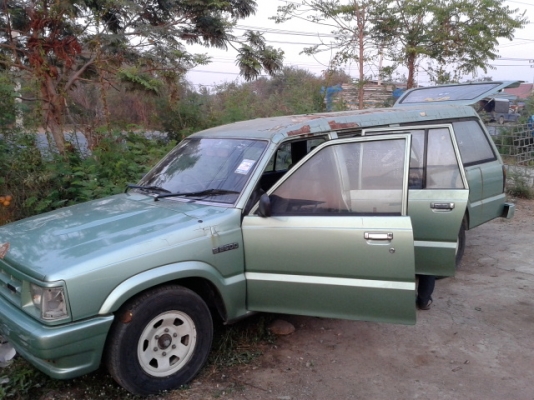 ขอขาย body mazda van ไม่มีเครื่องกับเกียร์