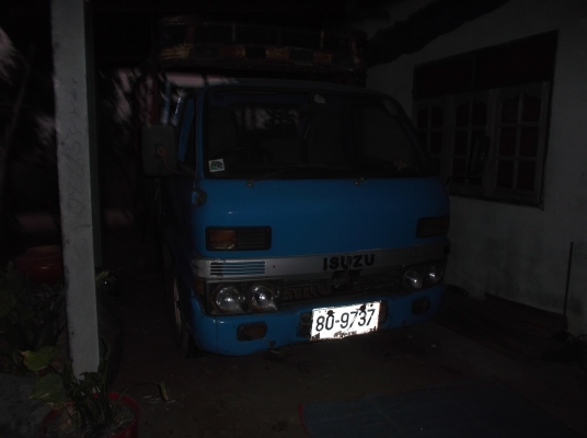 ขาย !! ISUZU TL 74 แรงม้า ขาย !! ISUZU TL 74 แรงม้า