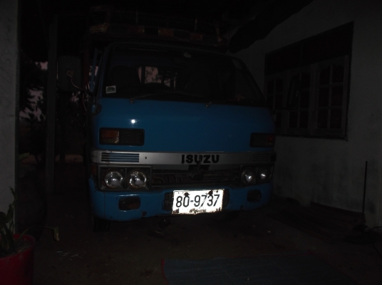 ขาย !! ISUZU TL 74 แรงม้า ขาย !! ISUZU TL 74 แรงม้า