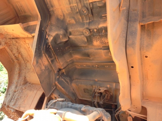 รถมิสซู 10 ล้อดั๊ม FN527M - TD 195 แรงม้า สนใจติดต่อ 081 - 6079515 รถมิสซู 10 ล้อดั๊ม FN527M - TD 195 แรงม้า สนใจติดต่อ 081 - 6079515