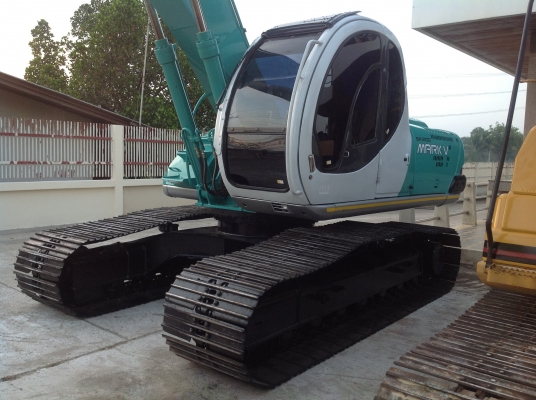 ขายรถแบคโฮ KOBELCO SK200 MARK V