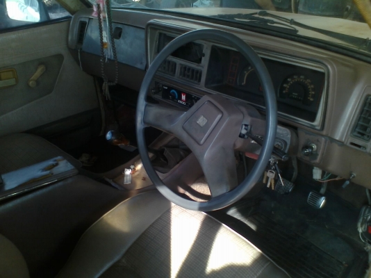 รถกระบะ สี่ประตู  ISUZU KB  เครื่อง  2200 เครื่องดี  เอกสารทะเบียนพร้อม