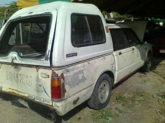 รถกระบะ สี่ประตู  ISUZU KB  เครื่อง  2200 เครื่องดี  เอกสารทะเบียนพร้อม