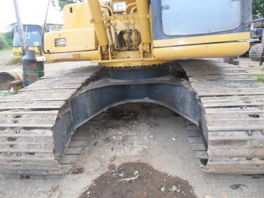 Komatsu PC200-6