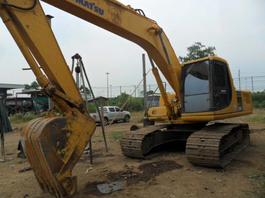 Komatsu PC200-6