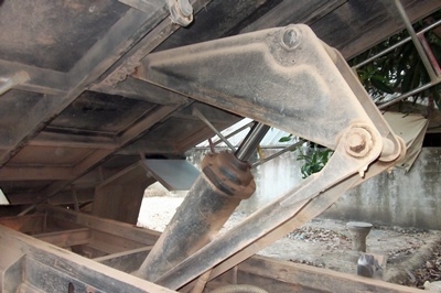 ฝากขาย รถ HINO 6 ล้อดัมพฺ์  117 แรง สภาพพร้อมใช้