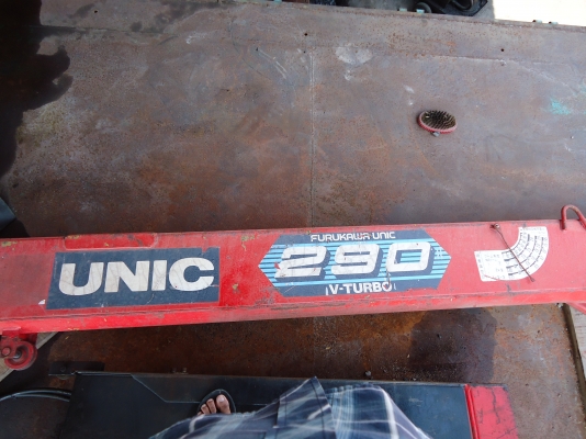 ขายเครน UNIC