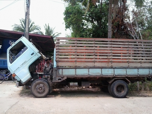 ขายรถห้างอีซูซุ 110 แรง ราคา 285000