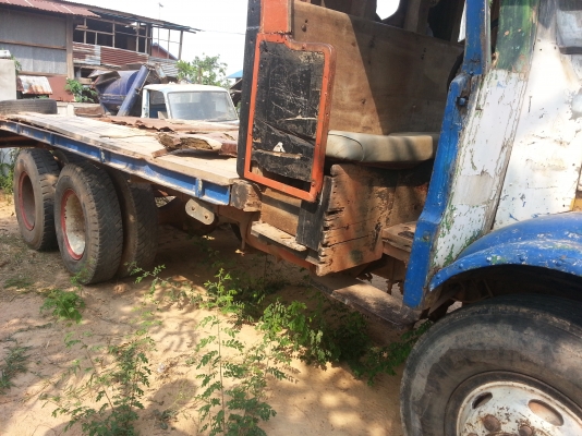 ขาย 10 ล้อ เครื่อง isuzu 6bb1 แซสซีเบนซ์