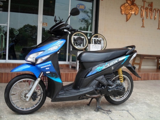 ขาย Click รถบ้านเครื่องเดิมๆ ทะเบียนพร้อมโอน ราคา 15,500 ต่อรองได้