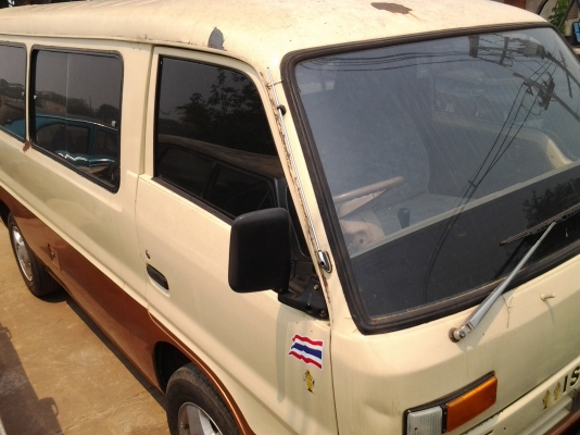 ขายรถตู้ ISUZU 95,000 บาท ทะเบียนภาษีครบ