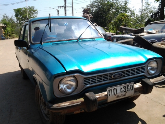 ขายรถ FORD 1300L 2 ประตู ขายรถ FORD 1300L 2 ประตู