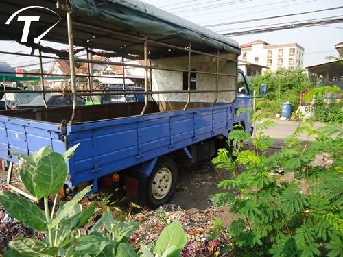 2545 ISUZU, รถบรรทุก 4 ล้อใหญ่ เกียร์ธรรมดา ทะเบียน นนทบุรี รถสี่ล้อ NKR58E เครื่อง 4BE1R 3636 C.C หัวยกได้เครื่องดี คัซซีสวย แอร์เย็น ภายในสวย ทะเบียนไม่ติดเวลา 2545 ISUZU, รถบรรทุก 4 ล้อใหญ่ เกียร์ธรรมดา ทะเบียน นนทบุรี รถสี่ล้อ NKR58E เครื่อง 4BE1R 3636 C.C หัวยกได้เครื่องดี คัซซีสวย แอร์เย็น ภายในสวย ทะเบียนไม่ติดเวลา