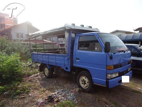 2545 ISUZU, รถบรรทุก 4 ล้อใหญ่ เกียร์ธรรมดา ทะเบียน นนทบุรี รถสี่ล้อ NKR58E เครื่อง 4BE1R 3636 C.C หัวยกได้เครื่องดี คัซซีสวย แอร์เย็น ภายในสวย ทะเบียนไม่ติดเวลา 2545 ISUZU, รถบรรทุก 4 ล้อใหญ่ เกียร์ธรรมดา ทะเบียน นนทบุรี รถสี่ล้อ NKR58E เครื่อง 4BE1R 3636 C.C หัวยกได้เครื่องดี คัซซีสวย แอร์เย็น ภายในสวย ทะเบียนไม่ติดเวลา