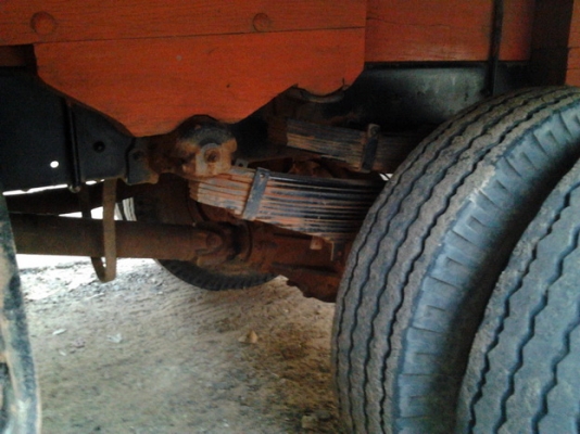 ***ขายแล้วครับขอบคุณ Truck2hand ขาย 6ล้อ HINO สวยๆช่วงล่างใหญ่ๆ!! HINO KM777เครื่องเดิม WO4D 117แรง แห้งๆแน่นๆ ไม่หลวม เกียร์Rock ช่างล่างใหญ่ Fหน้า-หลัง คัสซีสวย ไม่มีผุไม่มีบวม สโลว์พร้อม หัวเก๋งสวยบาง ภายในสวยคอนโซลครบ แอร์เย็น กระบะพื้นไม้คอกเหล็ก สวย