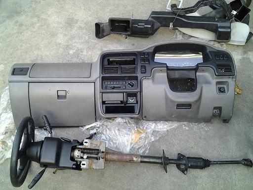 ขายชุดดคอนโซนหน้า ISUZU ดรากอนอาย