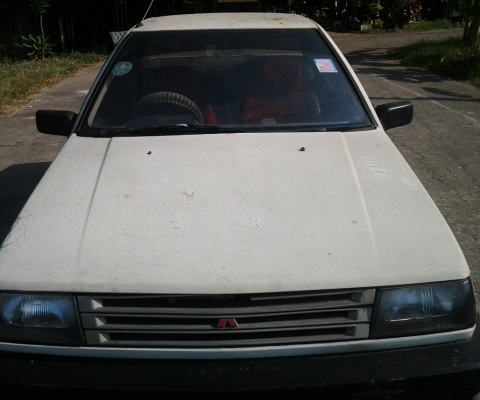 ขายรถยนต์ ปี88 มิตซูบิชิ แชมป์ เครื่อง1500cc. เกียร์ธรรมดา แอร์ ล้อแม็ก รถขับดี ช่วงล่างดี ขายถูกๆตามสภาพ (รถบ้านไม่ใช่แท็กซี่)