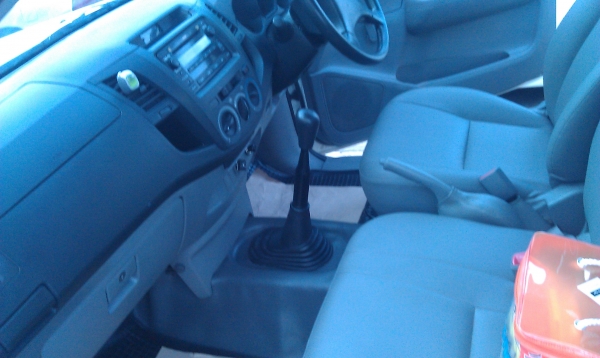 ขายรถกระบะวีโก้ตอนเดียวเครื่องเบนซิลติดแก็สพร้อมใช้งาน ขายรถกระบะวีโก้ตอนเดียวเครื่องเบนซิลติดแก็สพร้อมใช้งาน