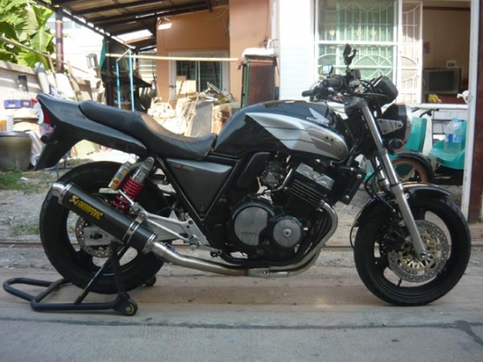 ลดกละหน่ำ// CB400sf สวยๆครีบเต็มๆ ท่อแต่งเสียงมันๆ เครื่องดีพร้อมใช้มีเอกสารอินวอย