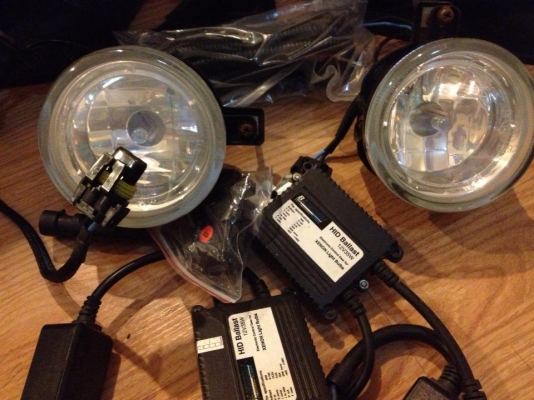 ขายไฟตัดหมอก ซีน่อน สีฟ้า ออนิวดีแมก