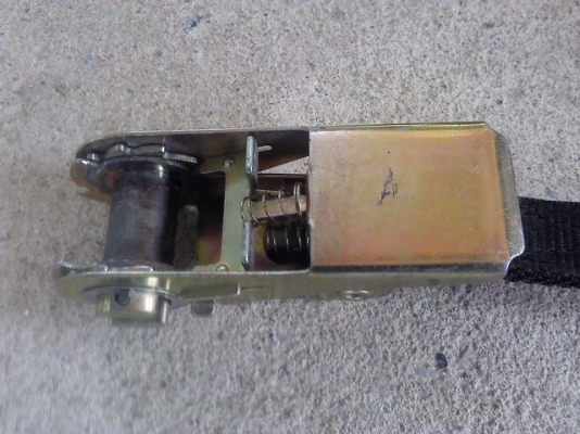 สายรัดพร้อมชุดดึงรัดของให้แน่น สายยาว3.35 เมตร ชุดโยกดึงรัด 35 cm. สภาพใหม่ใช้ดึงรัดของ