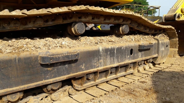 KOMATSU PC200-8 ใช้งาน 12000ช.มเอกสารเล่มทะเบียน KOMATSU PC200-8 ใช้งาน 12000ช.มเอกสารเล่มทะเบียน