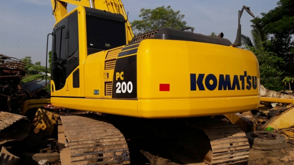 KOMATSU PC200-8 ใช้งาน 12000ช.มเอกสารเล่มทะเบียน KOMATSU PC200-8 ใช้งาน 12000ช.มเอกสารเล่มทะเบียน