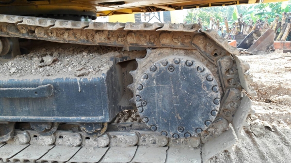 KOMATSU PC300-8 ใช้งาน 13000ช.ม เอกสารอินวอยซ์ KOMATSU PC300-8 ใช้งาน 13000ช.ม เอกสารอินวอยซ์