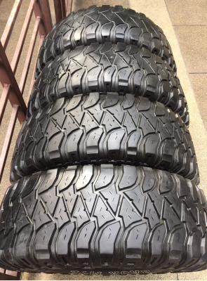 ยาง Mud Mickey Thompson 285 75 16 กลางปี14 ดอกเยอะ ไม่มีปะ ราคาไม่แพง ยาง Mud Mickey Thompson 285 75 16 กลางปี14 ดอกเยอะ ไม่มีปะ ราคาไม่แพง