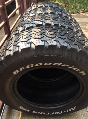ยาง All BF Goodrich 265 70 17 ปี13 ดอกเยอะ ไม่มีปะ ราคาไม่แพง ยาง All BF Goodrich 265 70 17 ปี13 ดอกเยอะ ไม่มีปะ ราคาไม่แพง