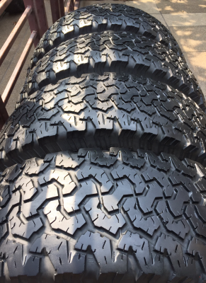 ยาง All BF Goodrich 265 70 17 ปี13 ดอกเยอะ ไม่มีปะ ราคาไม่แพง ยาง All BF Goodrich 265 70 17 ปี13 ดอกเยอะ ไม่มีปะ ราคาไม่แพง