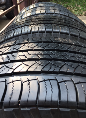 ยาง Michelin 265 60 18 ปี15 ดอกเต็ม ไม่มีปะ ราคาไม่แพง ยาง Michelin 265 60 18 ปี15 ดอกเต็ม ไม่มีปะ ราคาไม่แพง