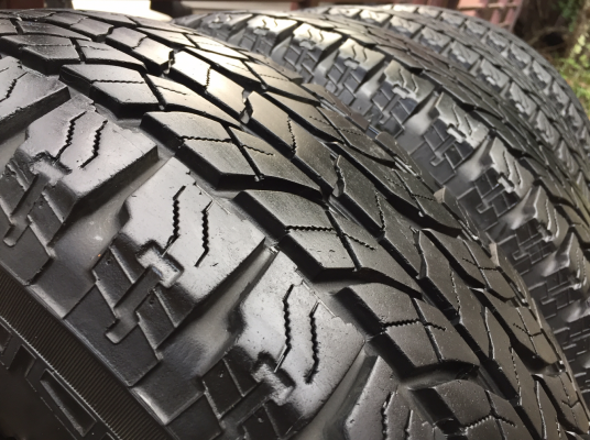 ยาง All Yokohama 235 70 16 ปี12 ดอกเต็ม ไม่มีปะ ราคาไม่แพง ยาง All Yokohama 235 70 16 ปี12 ดอกเต็ม ไม่มีปะ ราคาไม่แพง