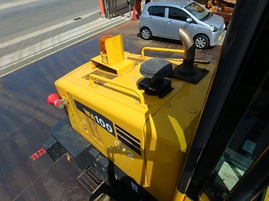 ขายรถตักล้อยาง KOMATSU WA100-5 นำเข้าจากญี่ปุ่น โทร.090-986-2521 อ๊อบ