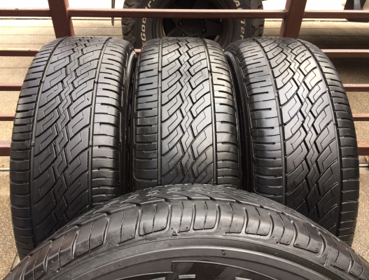 ยาง Achilles 215 70 16 ปี15 ดอกเยอะ พร้อมใช้งาน ราคาไม่แพง