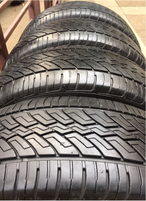 ยาง Achilles 215 70 16 ปี15 ดอกเยอะ พร้อมใช้งาน ราคาไม่แพง