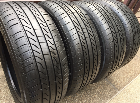 ยาง Michelin 215 55 17 ปี14 ดอกเต็ม ไม่มีปะ เนื้อนิ่มๆ ราคาไม่แพง ยาง Michelin 215 55 17 ปี14 ดอกเต็ม ไม่มีปะ เนื้อนิ่มๆ ราคาไม่แพง