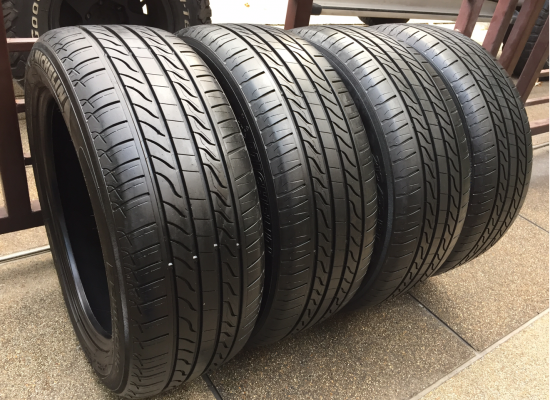 ยาง Michelin 215 55 17 ปี14 ดอกเต็ม ไม่มีปะ เนื้อนิ่มๆ ราคาไม่แพง ยาง Michelin 215 55 17 ปี14 ดอกเต็ม ไม่มีปะ เนื้อนิ่มๆ ราคาไม่แพง