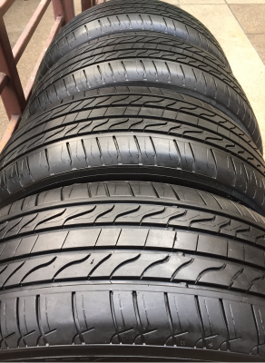 ยาง Michelin 215 55 17 ปี14 ดอกเต็ม ไม่มีปะ เนื้อนิ่มๆ ราคาไม่แพง ยาง Michelin 215 55 17 ปี14 ดอกเต็ม ไม่มีปะ เนื้อนิ่มๆ ราคาไม่แพง