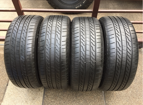 ยาง Michelin 215 55 17 ปี14 ดอกเต็ม ไม่มีปะ เนื้อนิ่มๆ ราคาไม่แพง ยาง Michelin 215 55 17 ปี14 ดอกเต็ม ไม่มีปะ เนื้อนิ่มๆ ราคาไม่แพง