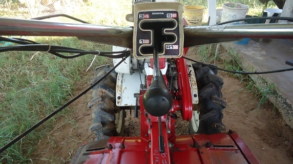 ขายรถพรวนดินรุ่นใหญ่ HONDA F950 แท้ๆ (รุ่นพิมพ์นิยม) 10 แรง ไม่เคยใช้งานในไทย