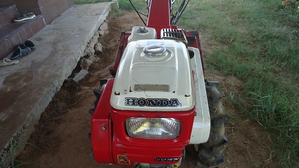 ขายรถพรวนดินรุ่นใหญ่ HONDA F950 แท้ๆ (รุ่นพิมพ์นิยม) 10 แรง ไม่เคยใช้งานในไทย