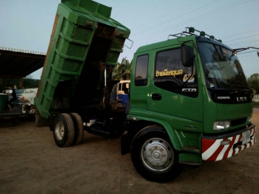 6 ล้อดั๊มใหญ่ 6 ล้อดั๊มใหญ่