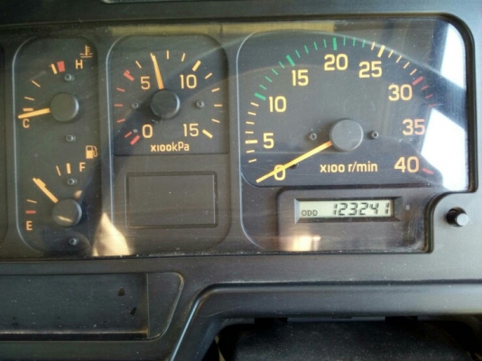 6 ล้อดั๊มใหญ่ 6 ล้อดั๊มใหญ่