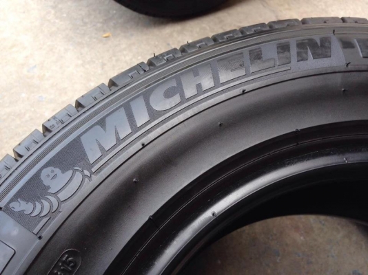 ยาง MICHELIN 205-70-15 ปี 15 ครบชุด 4 เส้น 5000 สภาพสวยๆไม่มีปะไม่บวมไม่กินข้าง ดอกยางเหลือเยอะเอาไปวิ่งกันใด้อีกยาวค่ะ ยาง MICHELIN 205-70-15 ปี 15 ครบชุด 4 เส้น 5000 สภาพสวยๆไม่มีปะไม่บวมไม่กินข้าง ดอกยางเหลือเยอะเอาไปวิ่งกันใด้อีกยาวค่ะ