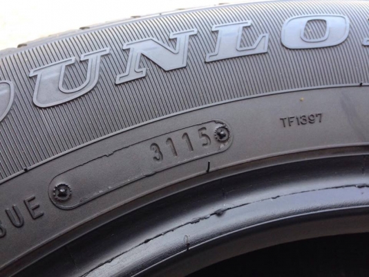 ยาง DUNLOP 215-65-16 ปี 15 ครบชุด 4 เส้น 5000 สภาพสวยๆไม่มีปะไม่บวมไม่กินข้าง ดอกยางเหลือเยอะเอาไปวิ่งกันใด้อีกยาวค่ะ ยาง DUNLOP 215-65-16 ปี 15 ครบชุด 4 เส้น 5000 สภาพสวยๆไม่มีปะไม่บวมไม่กินข้าง ดอกยางเหลือเยอะเอาไปวิ่งกันใด้อีกยาวค่ะ