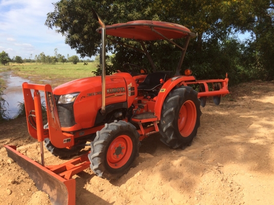 279000บาทครับ L3608 สวยๆงามๆครับ เครื่องดีมากๆครับ เกียร์ดีไม่มีหอน แห้งๆไม่มีรั่วซึมครับ