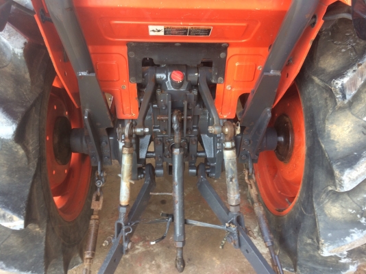 279000บาทครับ L3608 สวยๆงามๆครับ เครื่องดีมากๆครับ เกียร์ดีไม่มีหอน แห้งๆไม่มีรั่วซึมครับ